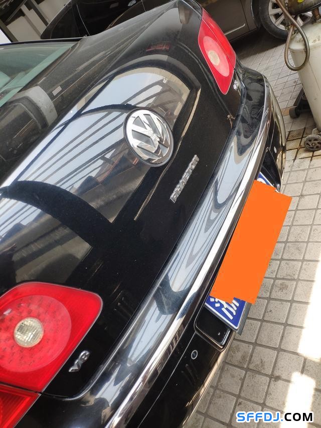 30萬公里的大眾輝騰發(fā)電機損壞，維修師傅：拆到懷疑人生