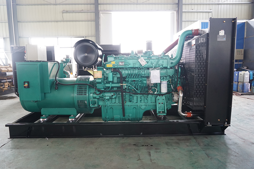 YC6T700L-D20玉柴500KW柴油發電機組報價