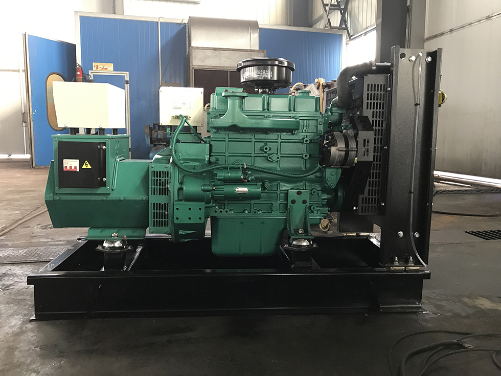 YCD4R12D玉柴25KW柴油發(fā)電機(jī)組報價