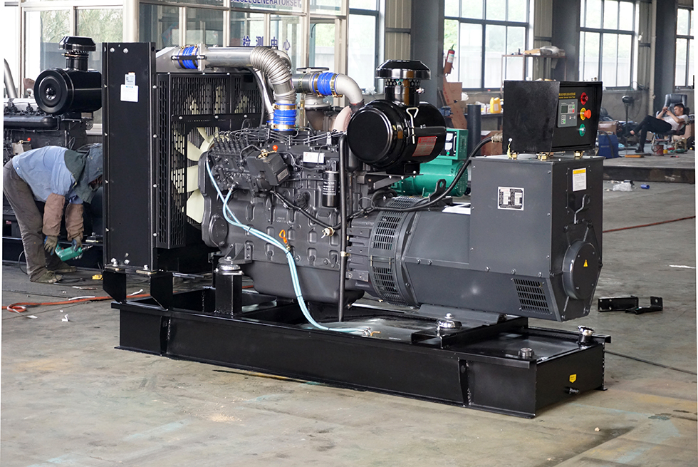 SC9D310D2上柴股份200KW柴油發電機組報價