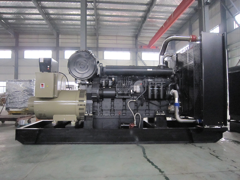 SC33W990D2上柴股份700KW柴油發電機組報價