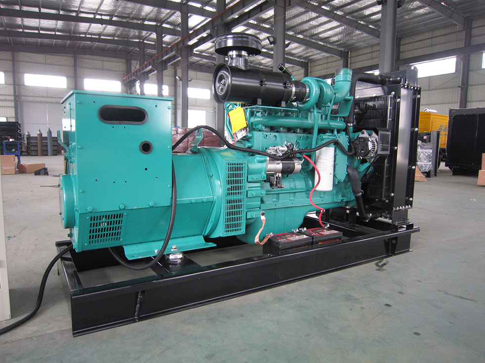 6CTA8.3-G2東風(fēng)康明斯動力配套150KW柴油發(fā)電機組報價