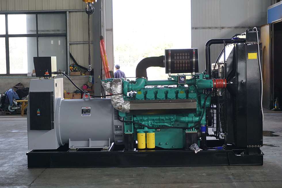 PTAA1340G5科克700KW柴油發(fā)電機組報價