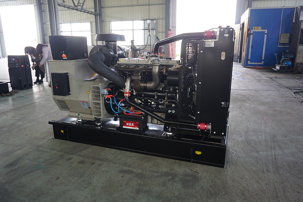 1106A-70TAG2珀金斯120KW柴油發電機組報價